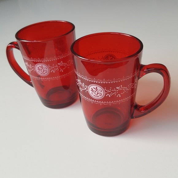 Yves Rocher Red Holiday Theme Cups - Picture 4 of 8